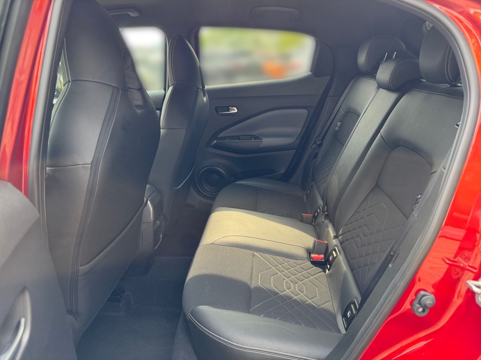 NISSAN JUKE TEKNA CarPlay SHZ LED 19'' 1. Hand Kamera