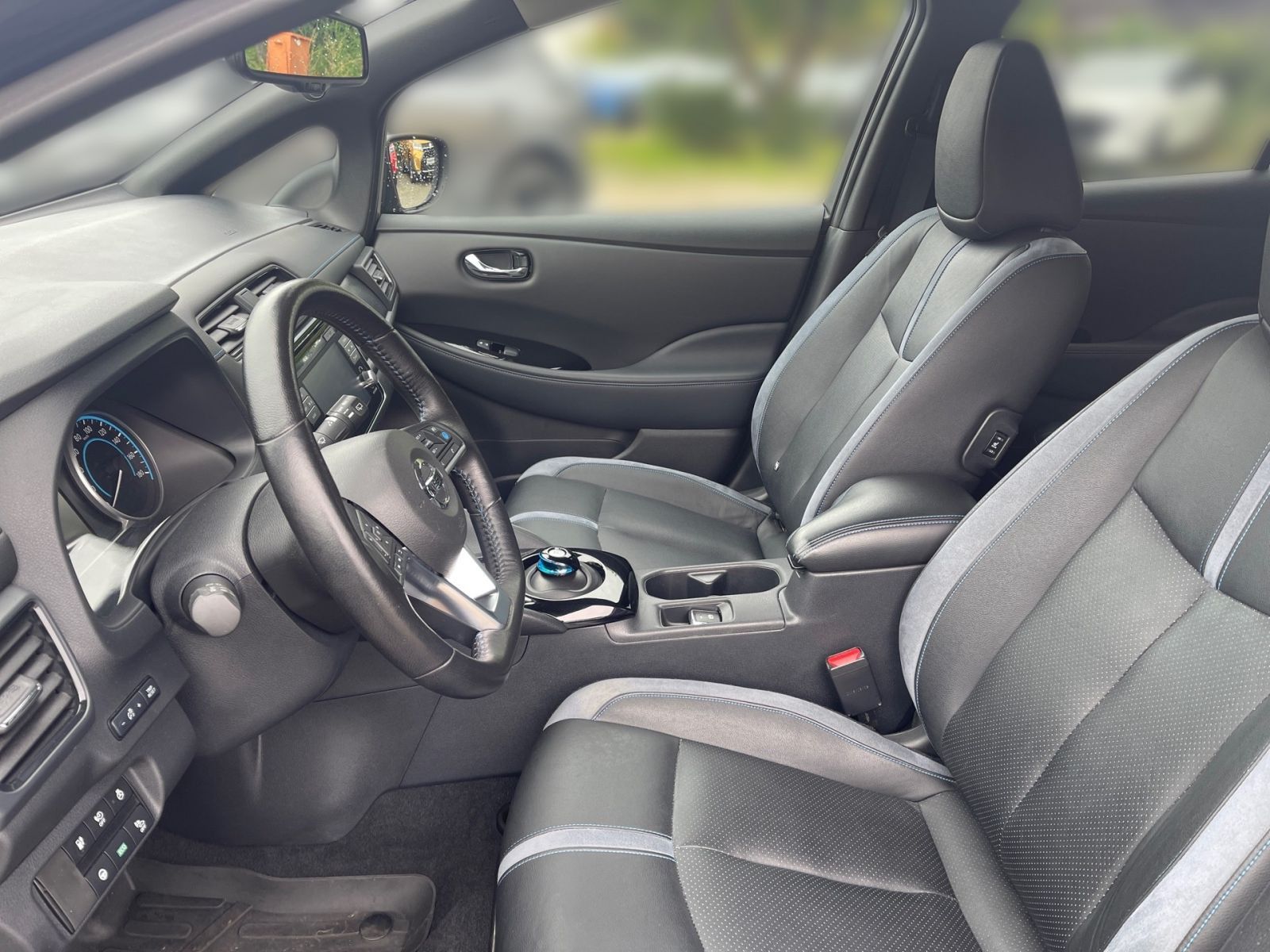 NISSAN Leaf  Tekna 40 - CAM Sitzheizung Navi