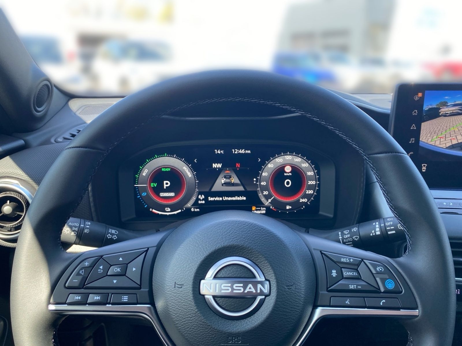 Nissan JUKE N-Connecta 1.6 Hyb. AT -  FAS SHZ PDC In-Car WIFI
