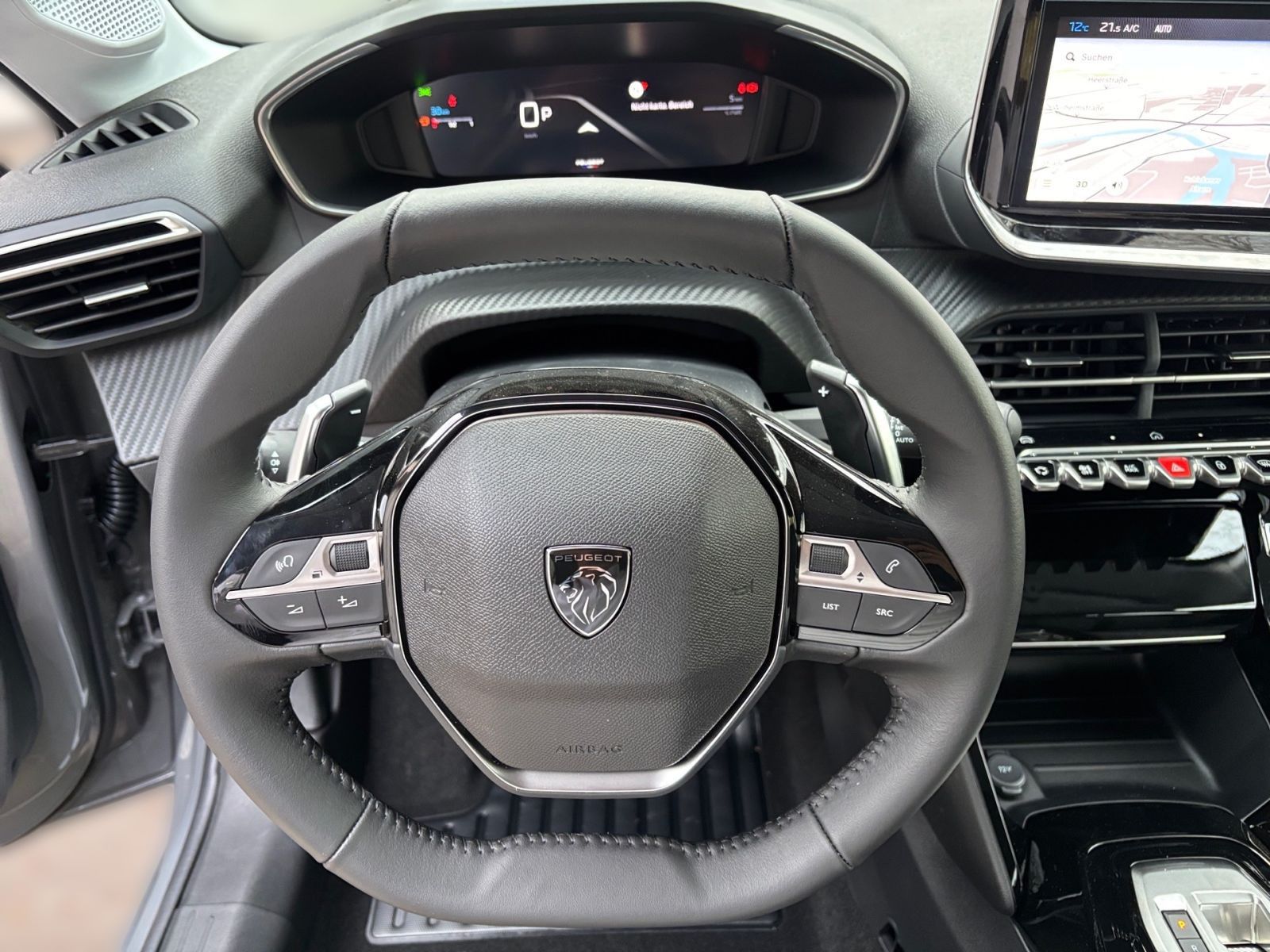 PEUGEOT 208 ALLURE HYBRID 145 e-DSC6 NAVI KAM SHZ