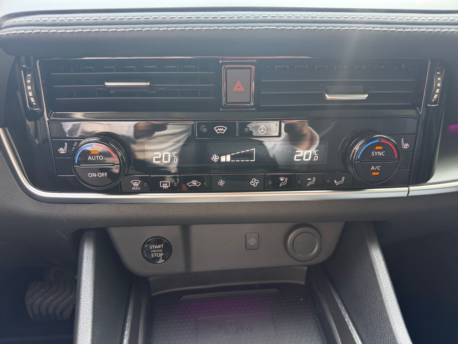 Nissan QASHQAI 1.3 DIG-T MHEV 158 PS