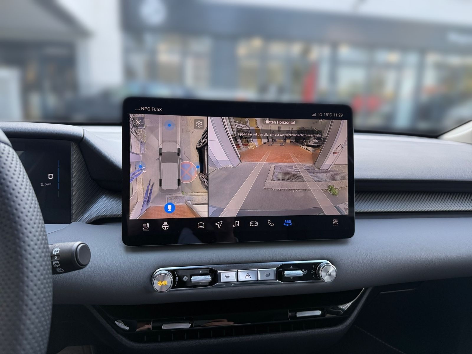 MG MG4 EV 64 kWh Premium - LED CarPlay ACC