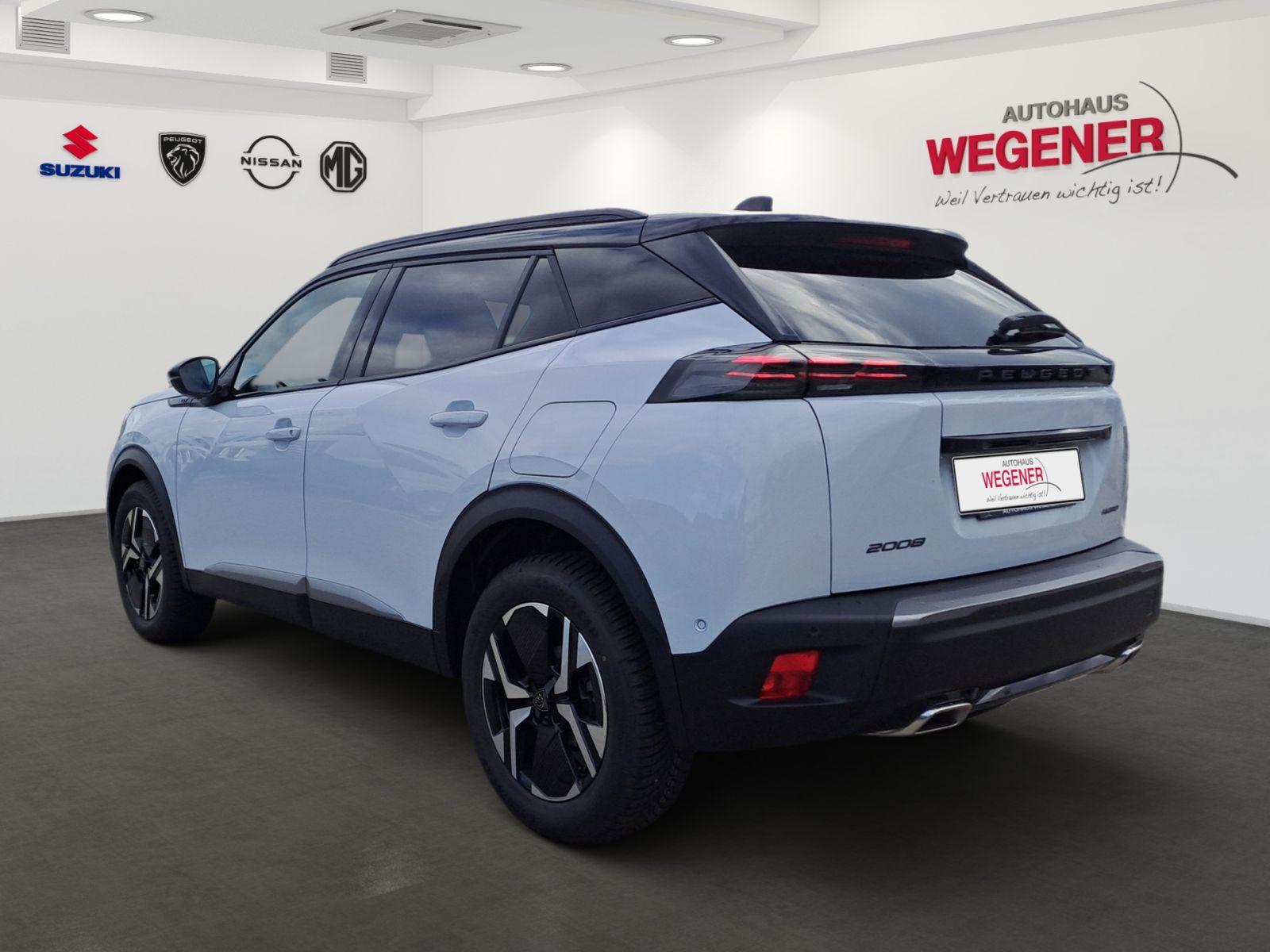 Peugeot 2008 GT HYBRID 145 e-DSC6 KAMERA SHZ NAVI