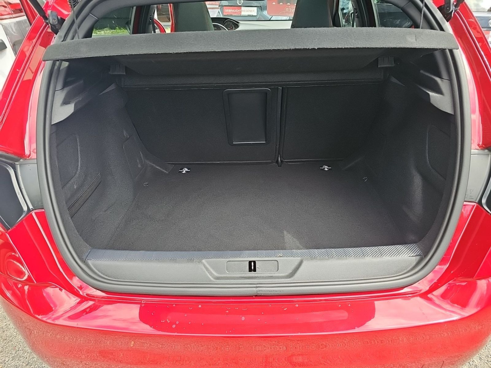 Peugeot 308 1.3 GT Line Pano*Massage*Navi*Totwinkel*PDC