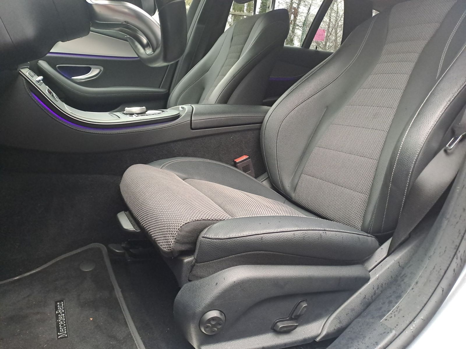 MERCEDES-BENZ E 200 AMG-LINE Luftfederung*Multibeam LED*360°