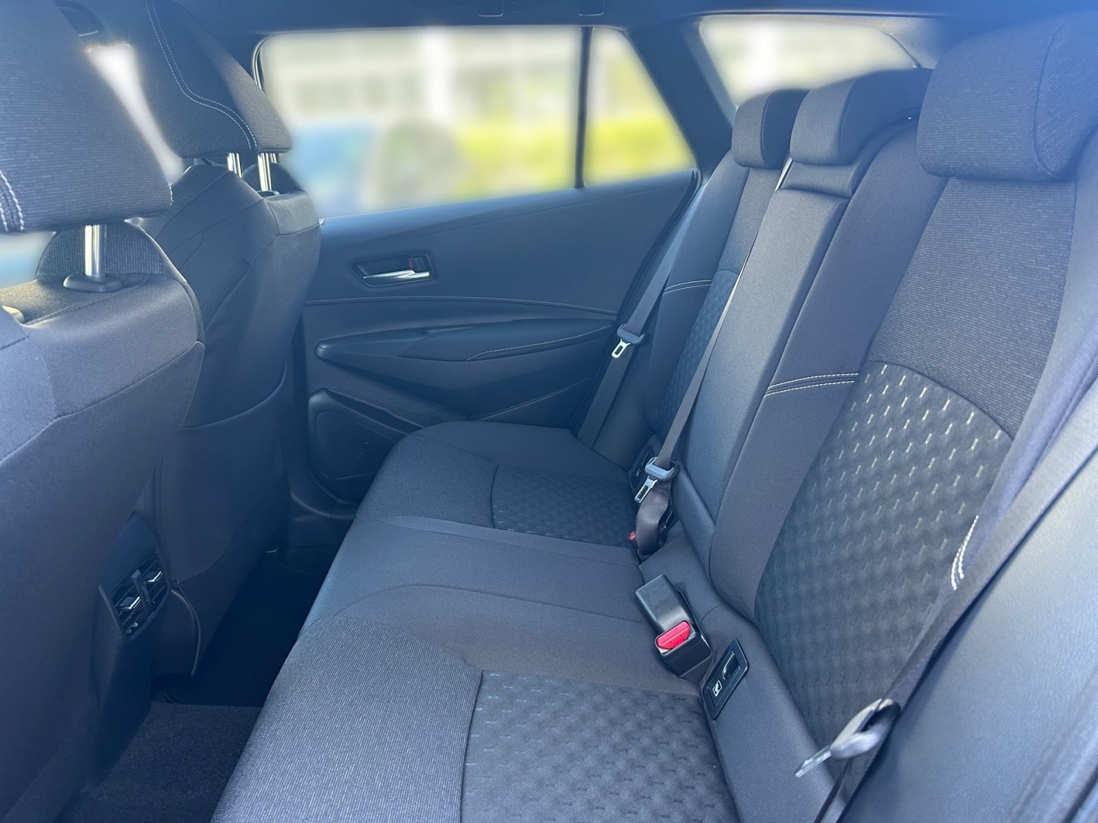 SUZUKI Swace 1.8 Comfort+ CVT Hybrid Navi*CarPlay