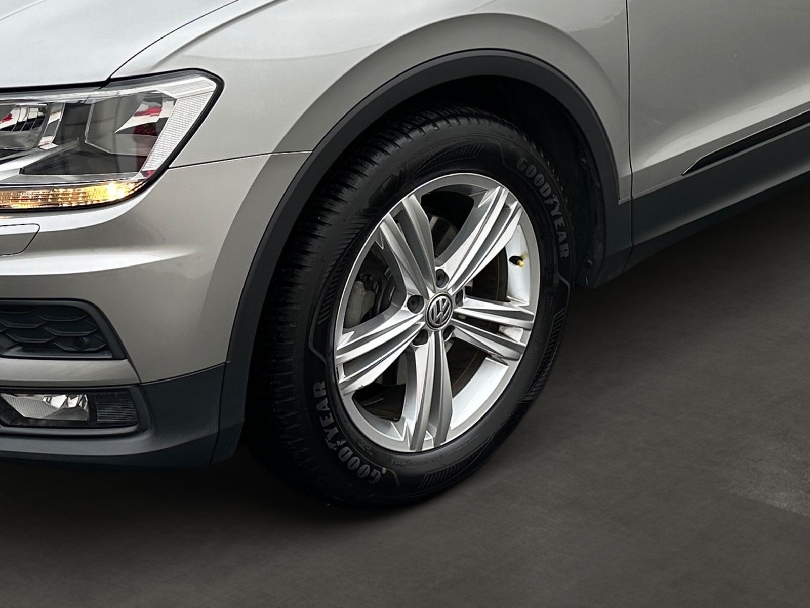 VW Tiguan 1.4 TSI DSG Comfortline 360° NAVI SHZ AHK