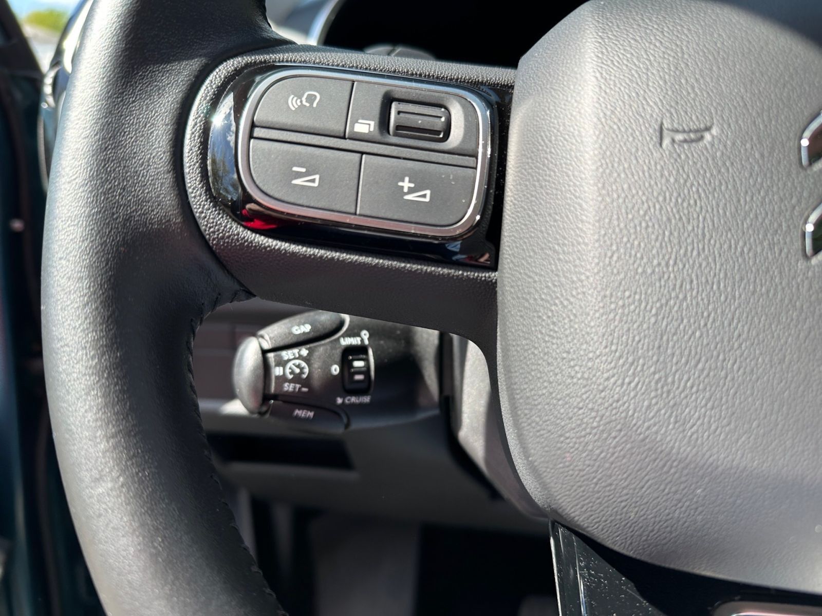 Citroën C5 Aircross 2.0 BlueHDi180 AHK*Navi*Pano*DAB*PDC