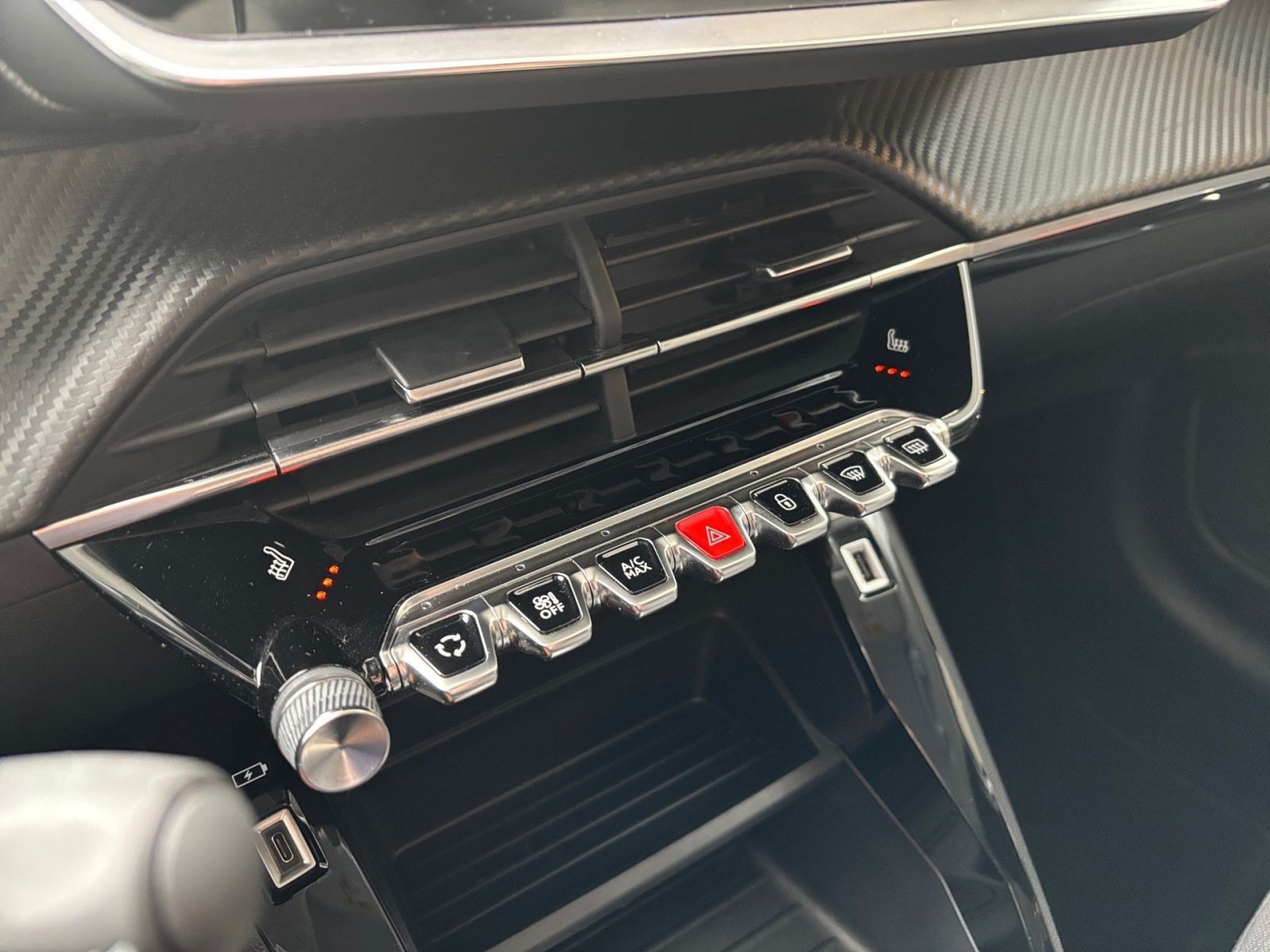 PEUGEOT 208 ACTIVE PACK 100 EAT8 NAVI SHZ PDC