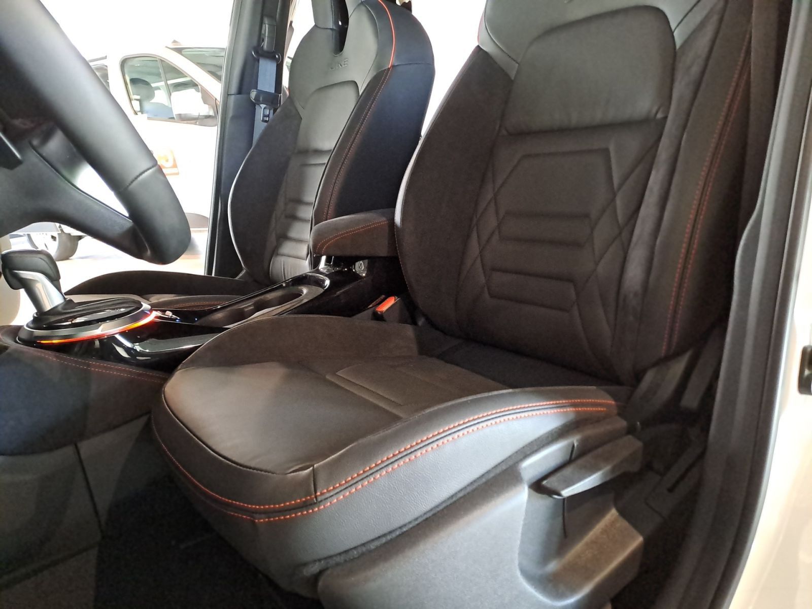 NISSAN JUKE 1.0 DIG-T 114 PS 7DCT SPORT