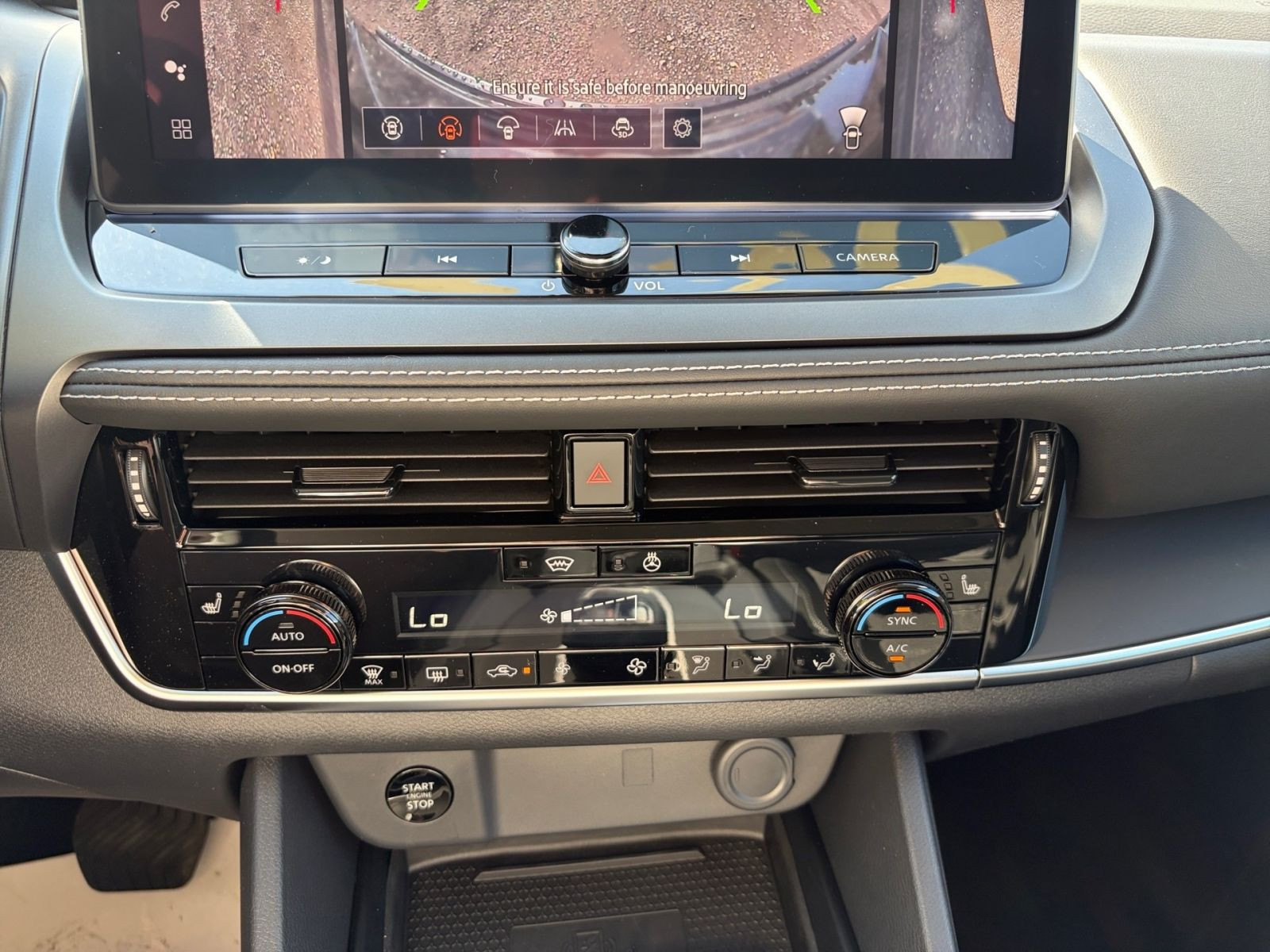 Nissan QASHQAI N-Connecta 1.3 DIG-T Navi  Winter 360°