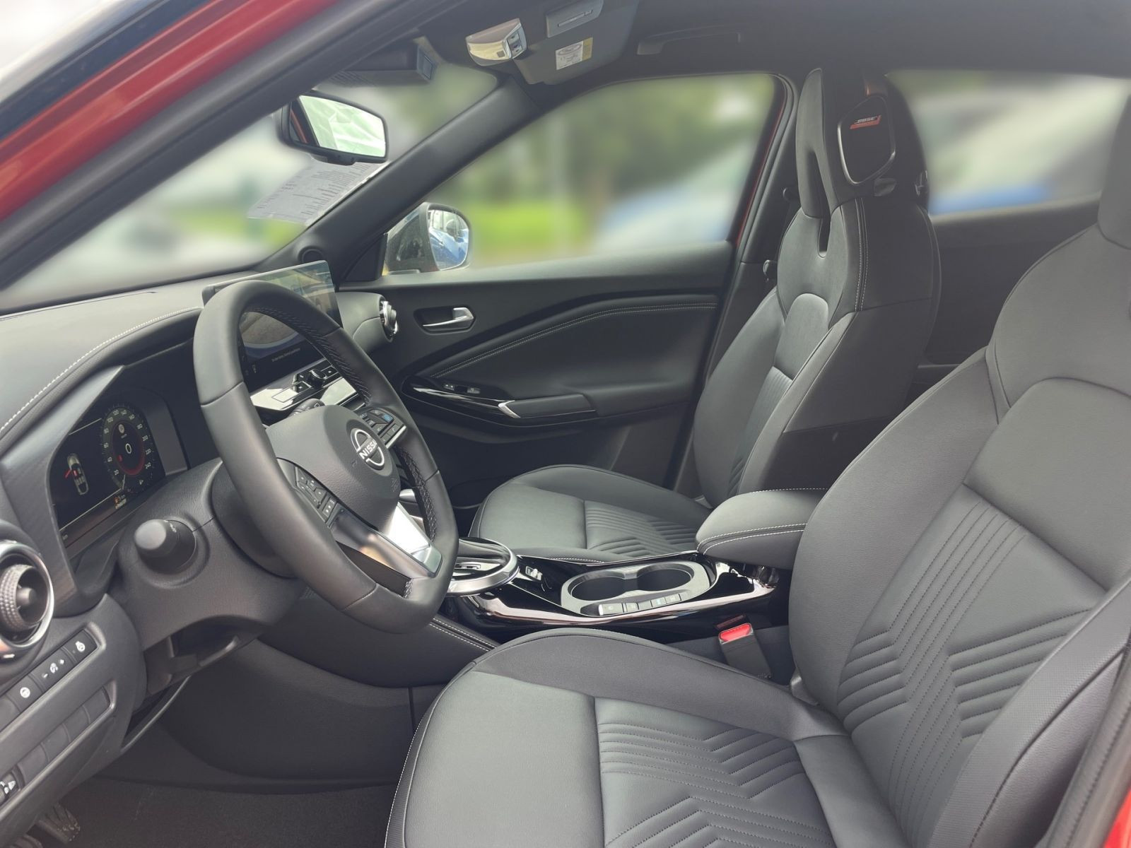 Nissan JUKE TEKNA 1.6 Hybrid 4AMT BOSE 360°KAMERA 19"LM