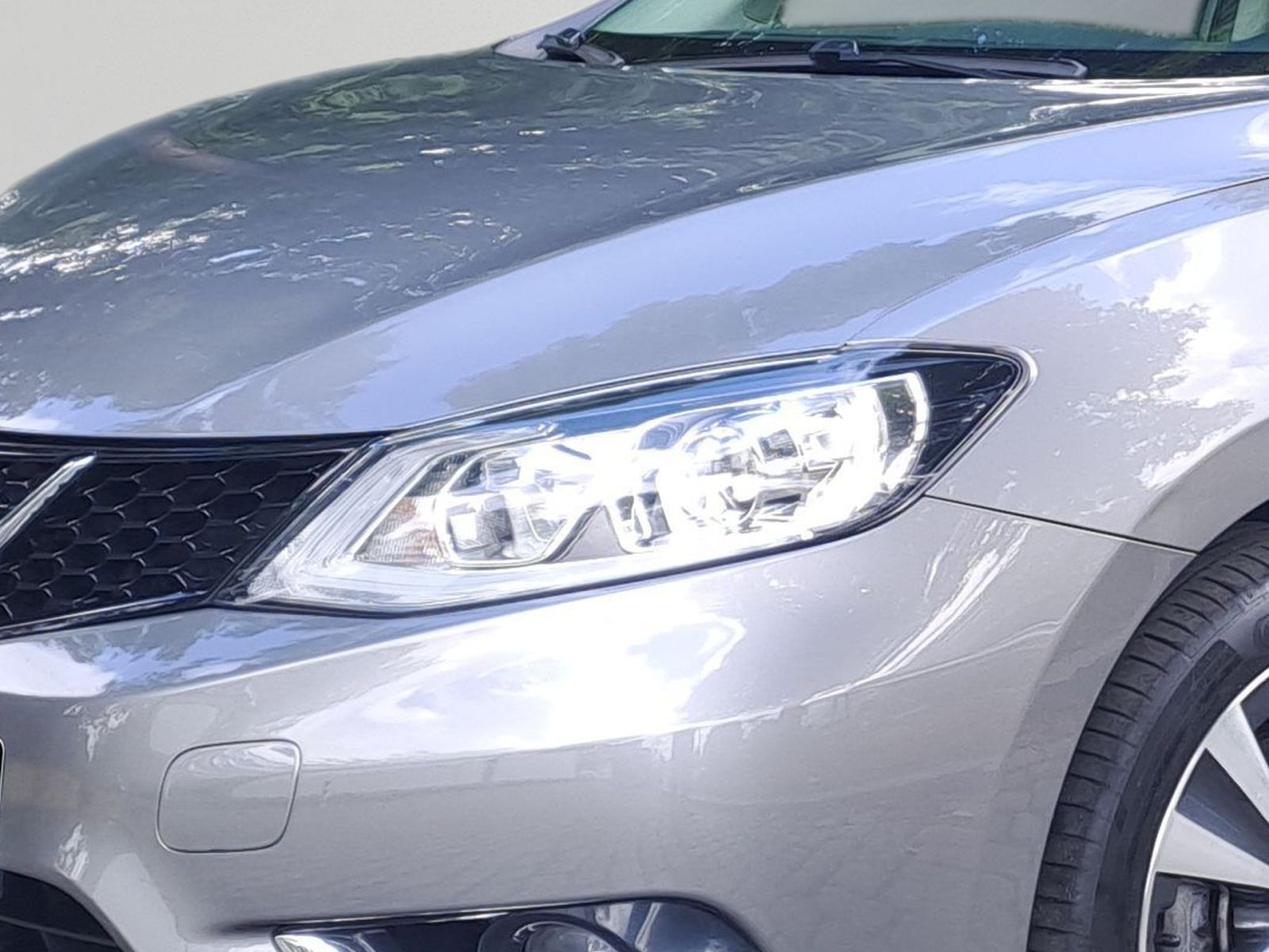 Nissan Pulsar Tekna 1.2 AT -  360CAM SHZ NAVI LEDER AHK