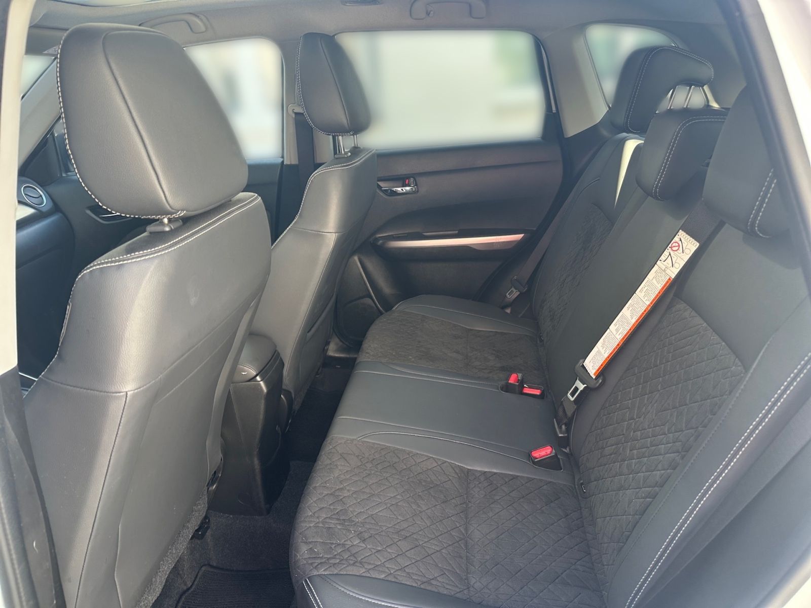 SUZUKI Vitara Comfort+ Hybrid 1.5 AT Pano*Navi*CAM*ACC