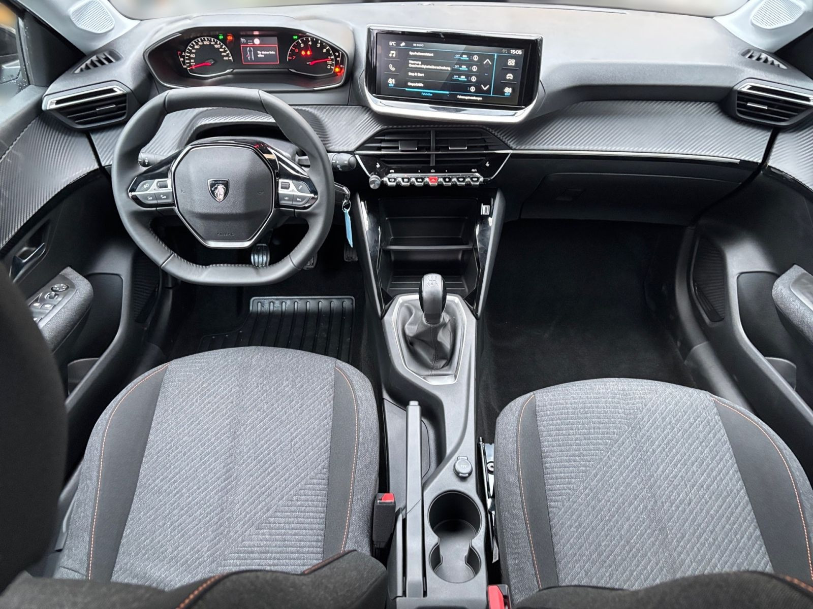 Peugeot 208 Style 75 1.2 PureTech *SHZ*CarPlay*Allwetter
