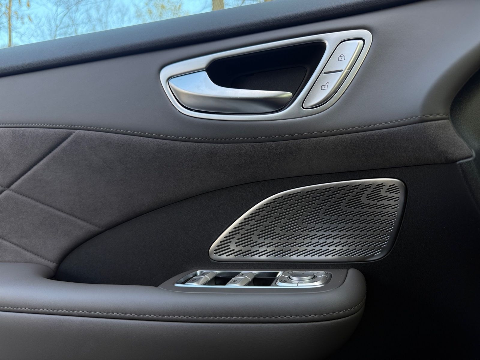 MG MGS6 EV Luxury AWD Head-UpISitzheiz-,belüftung