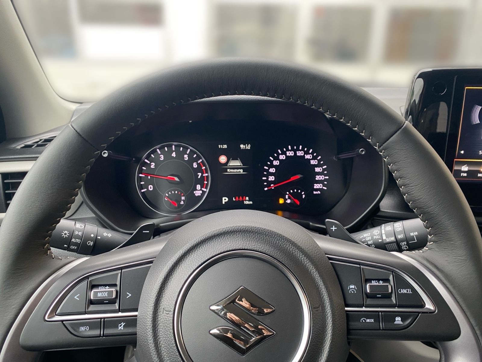 Suzuki Swift Comfort+ Hybrid AT - SHZ CAM ACC CarPlay