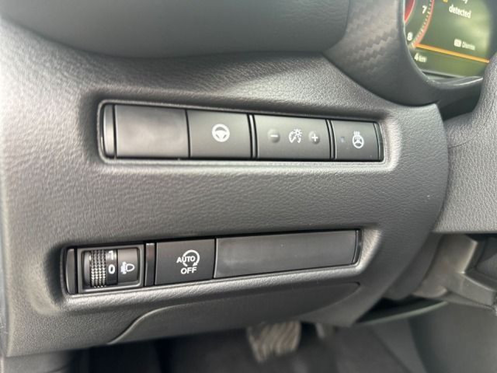Nissan JUKE Tekna 1.0 AT LHZ SHZ PDC LED In-Car WIFI