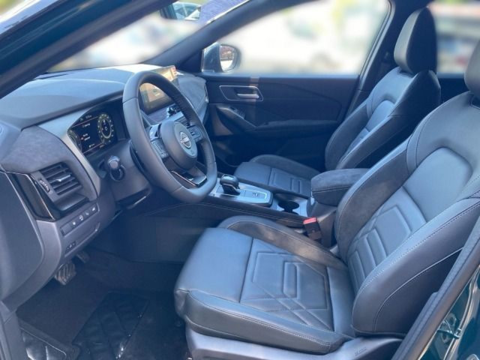 Nissan QASHQAI 1.3 DIG-T MHEV 158 PS