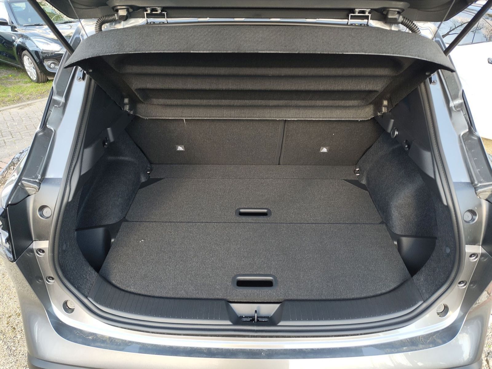 NISSAN Qashqai 1.3 DIG-T MHEV N-Connecta 360°*Navi*CarP