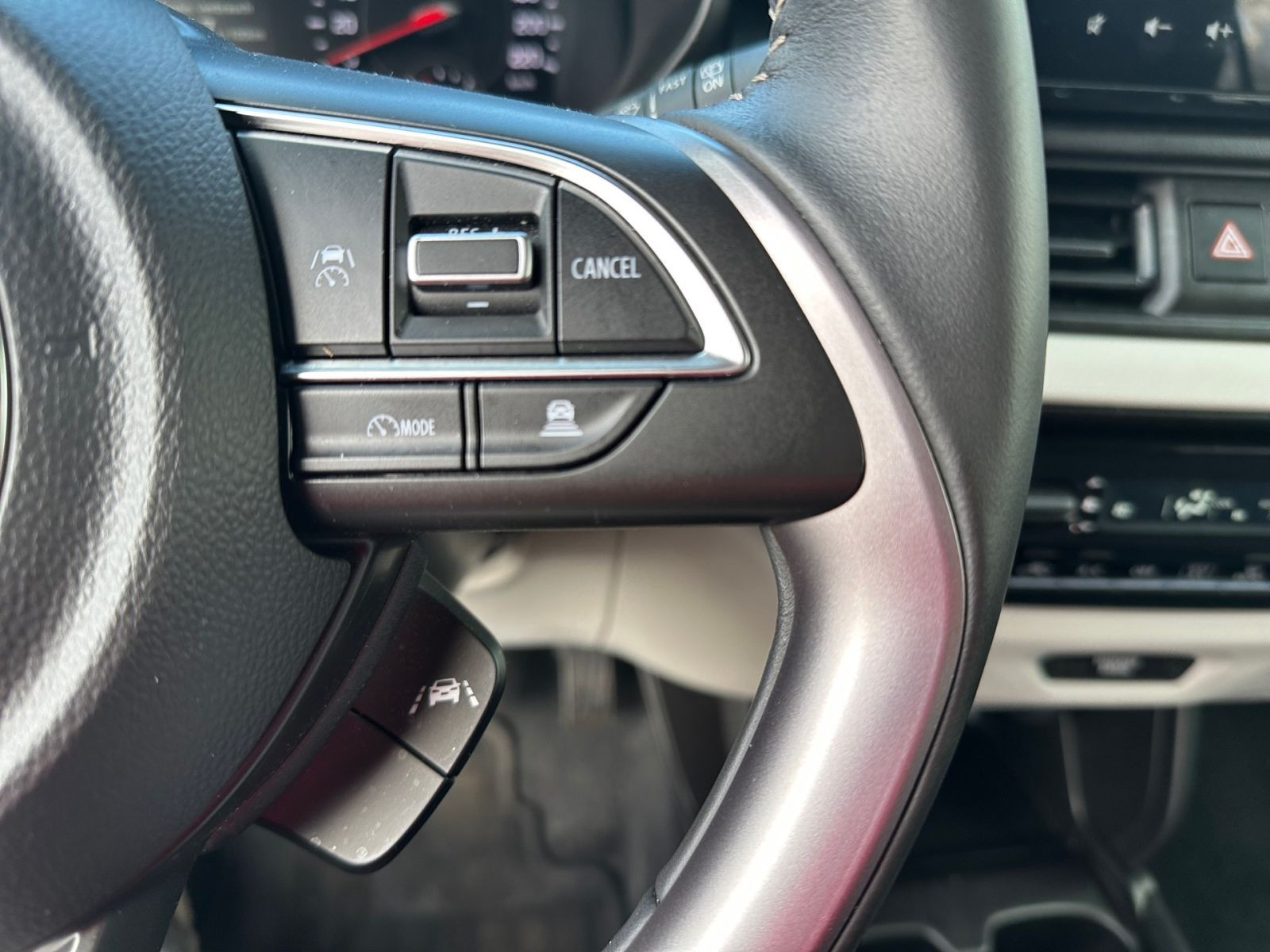 Suzuki Swift Comfort Hybrid 1.2 MT LED NAVI KAMERA SHZ