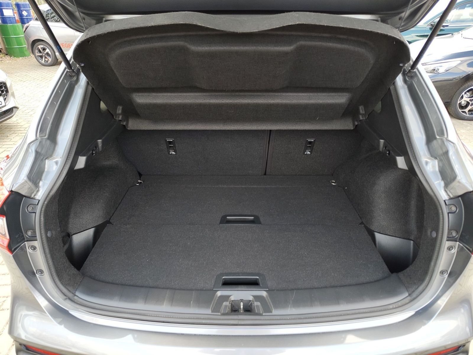 Nissan Qashqai 1.3 DIG-T N-Connecta Pano*beh. WSS*CAM