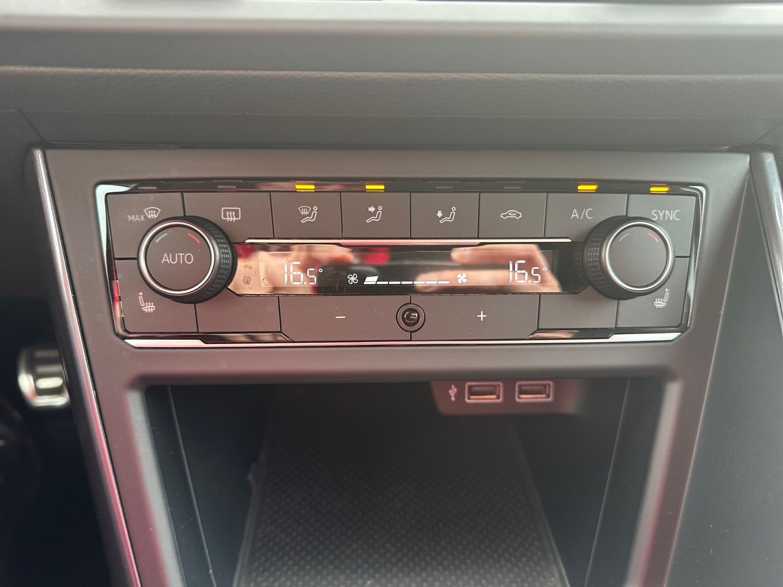 VW Polo 1.0 MPI IQ.DRIVE SHZ*PDC*ANDROID/APPLE