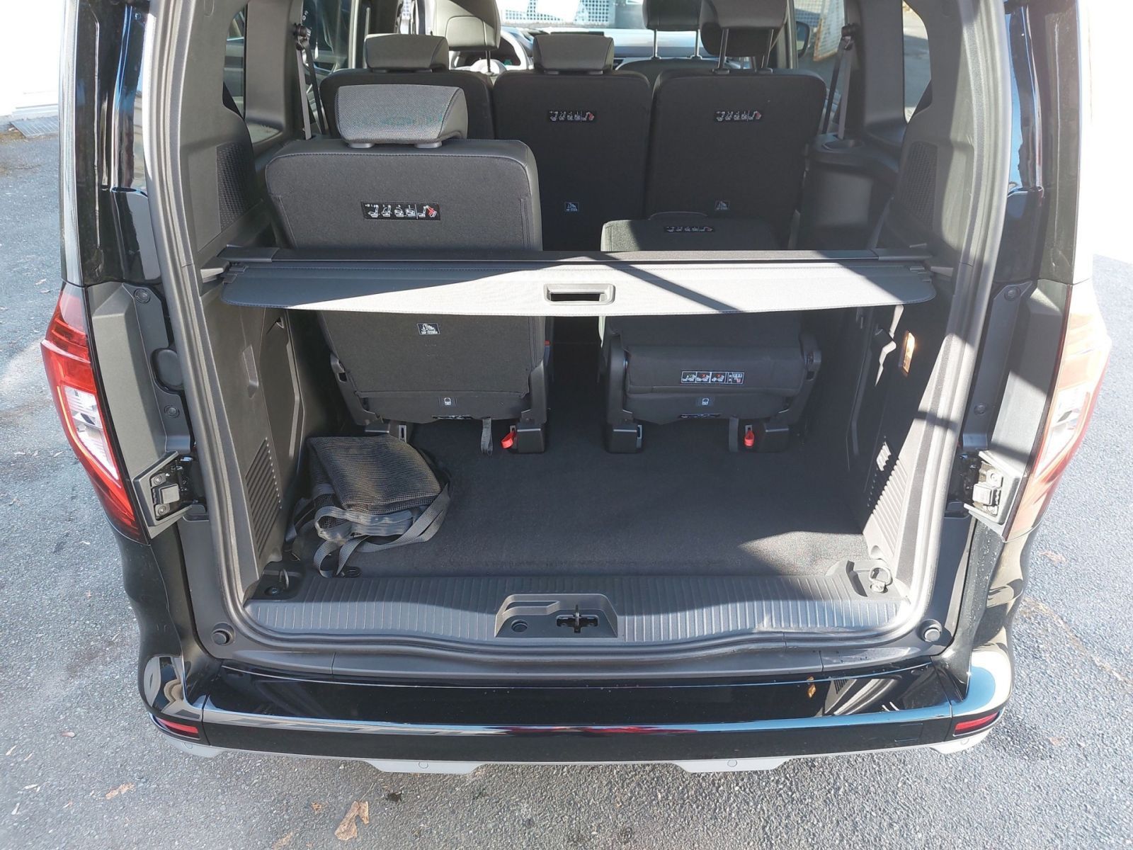 NISSAN TOWNSTAR TEKNA KOMBI L2 1.3 AT LED NAVI 360° SHZ