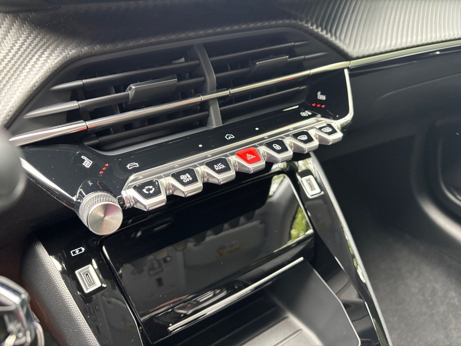 PEUGEOT 208 Allure HYBRID 110 e-DSC6 *SHZ*ACC*CarPlay*