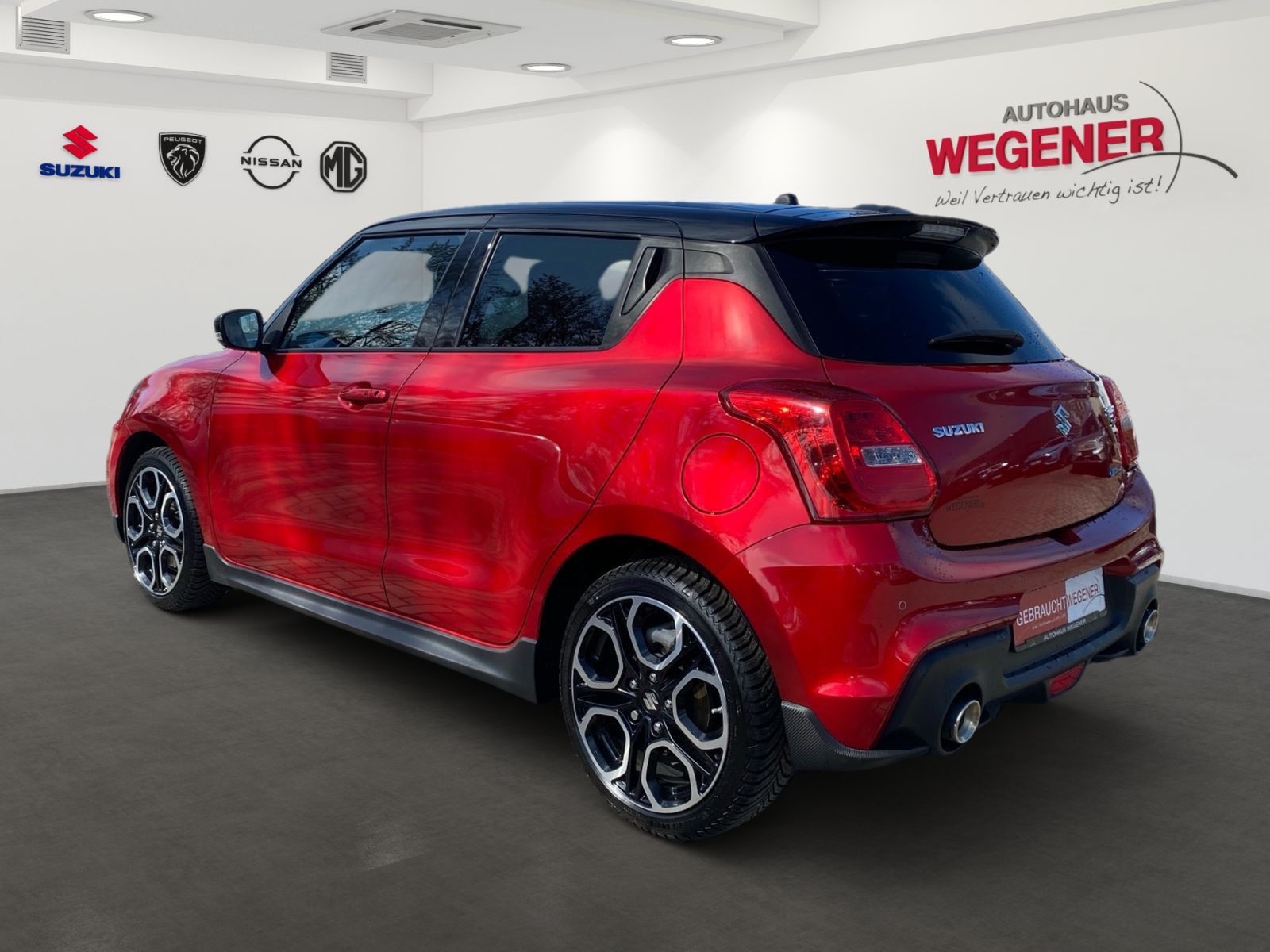 SUZUKI Swift 1.4 SPORT HYBRID SHZ*NAVI*PDC*CAM*KEYLESS