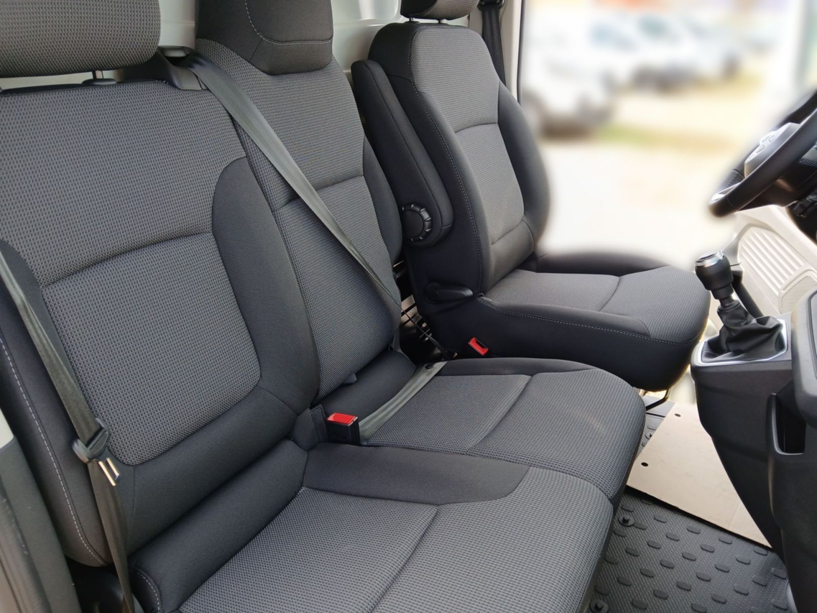 NISSAN Primastar Kasten L1H1 2,8t