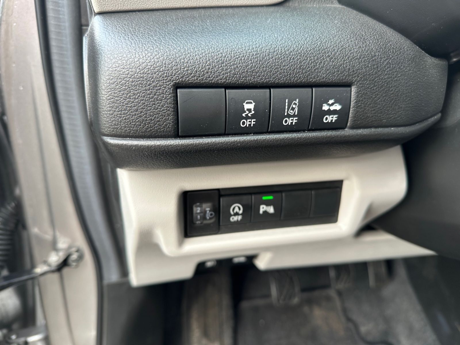 SUZUKI Swift Comfort Hybrid 1.2 MT LED NAVI KAMERA SHZ