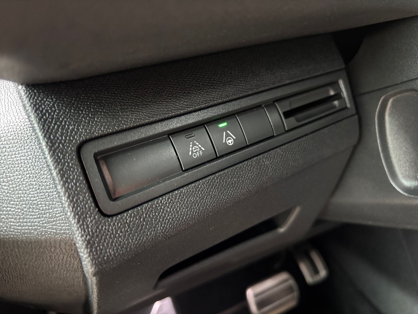 PEUGEOT 5008 GT PureTech 130 EAT8 *Kamera*SHZ*7 Sitzer*