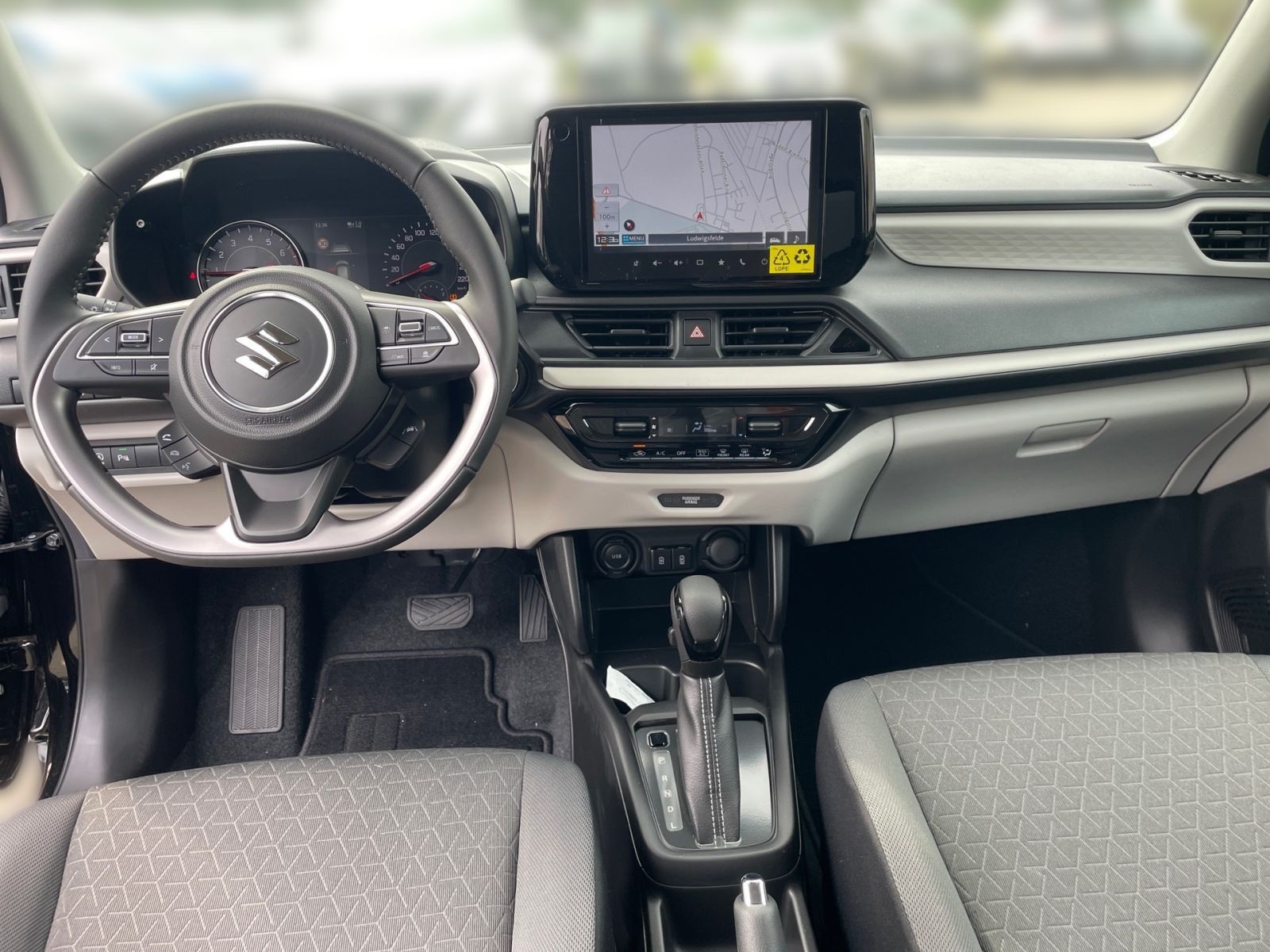 SUZUKI SWIFT COMFORT CVT HYBRID