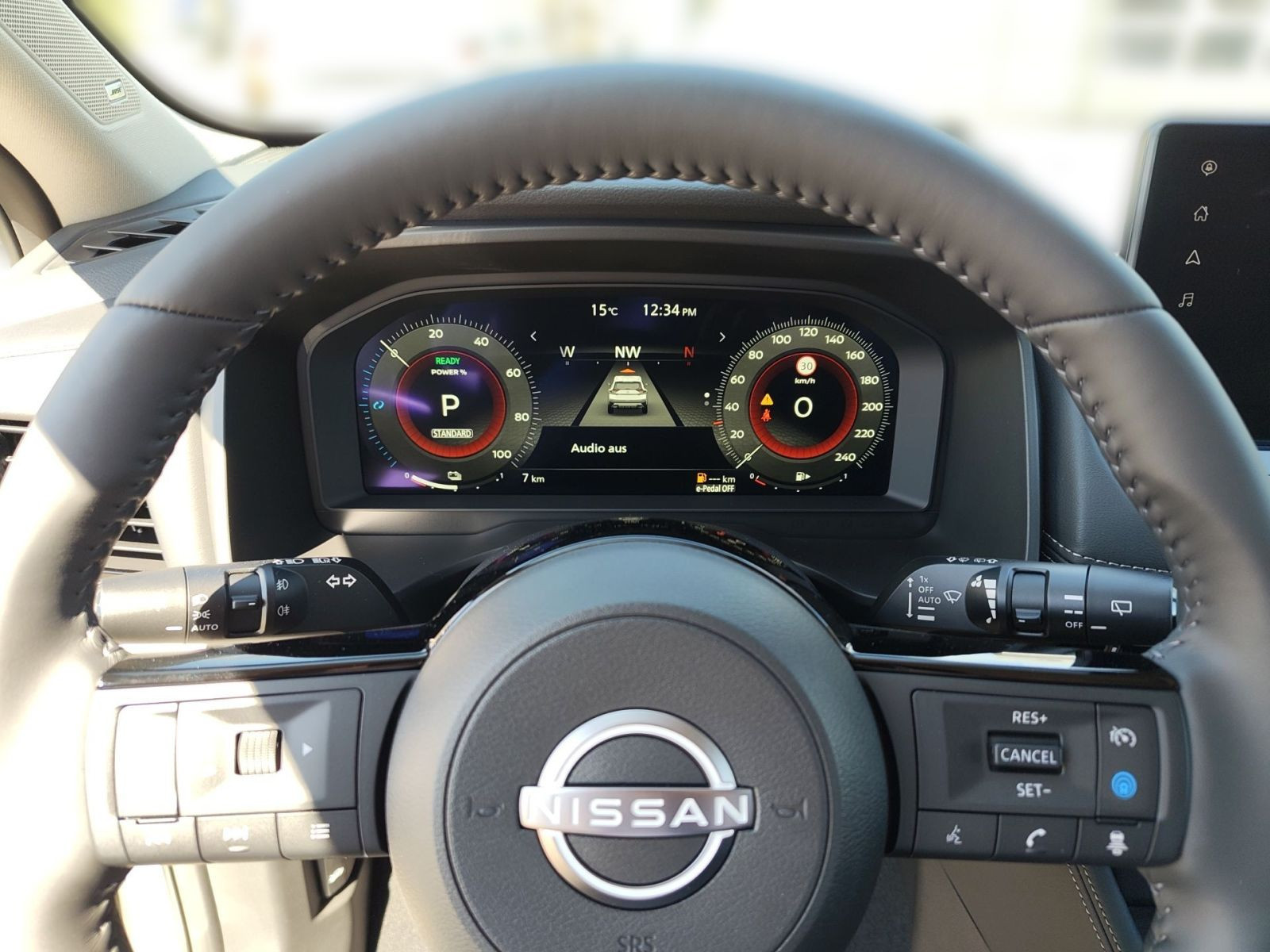 Nissan X-Trail Tekna 1.5 AT - HUD NAVI SHZ Keyless 360CAM ACC LKA SWA