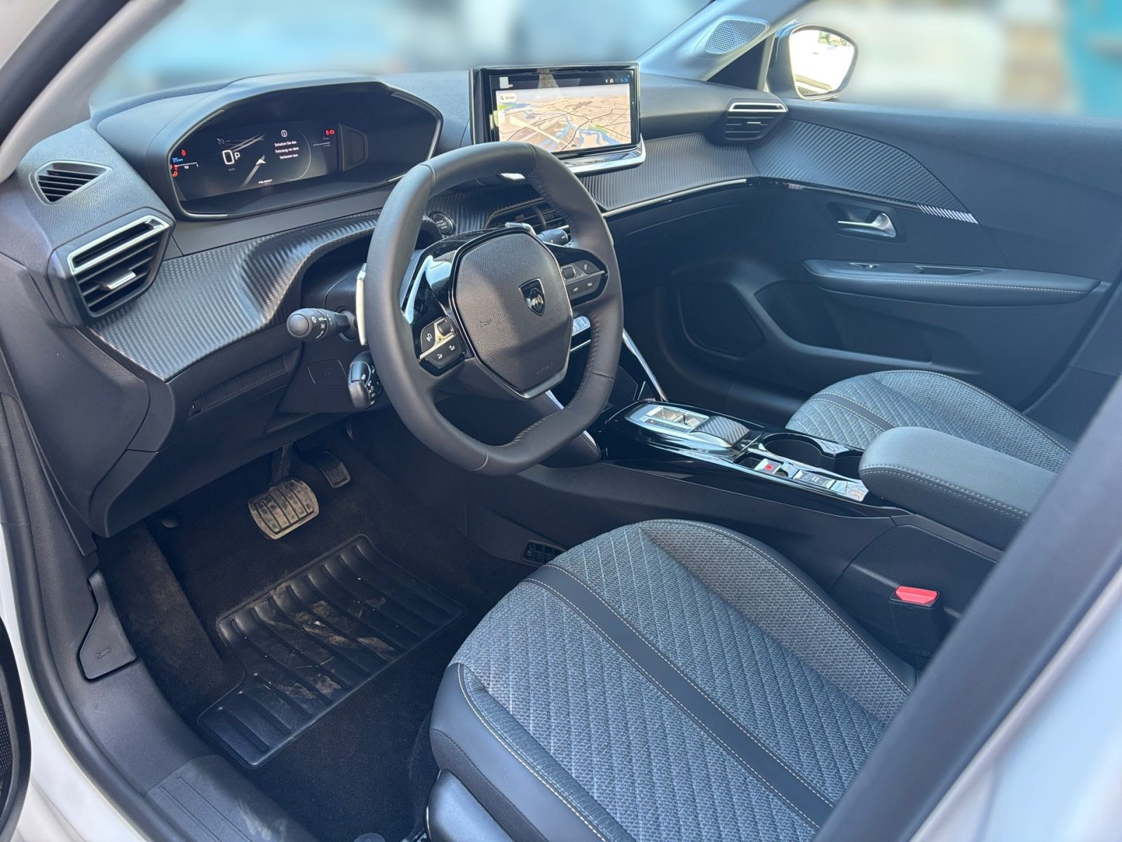 Peugeot 208 Allure Hybrid 110 e-DSC6 *360°Kamera*SHZ*