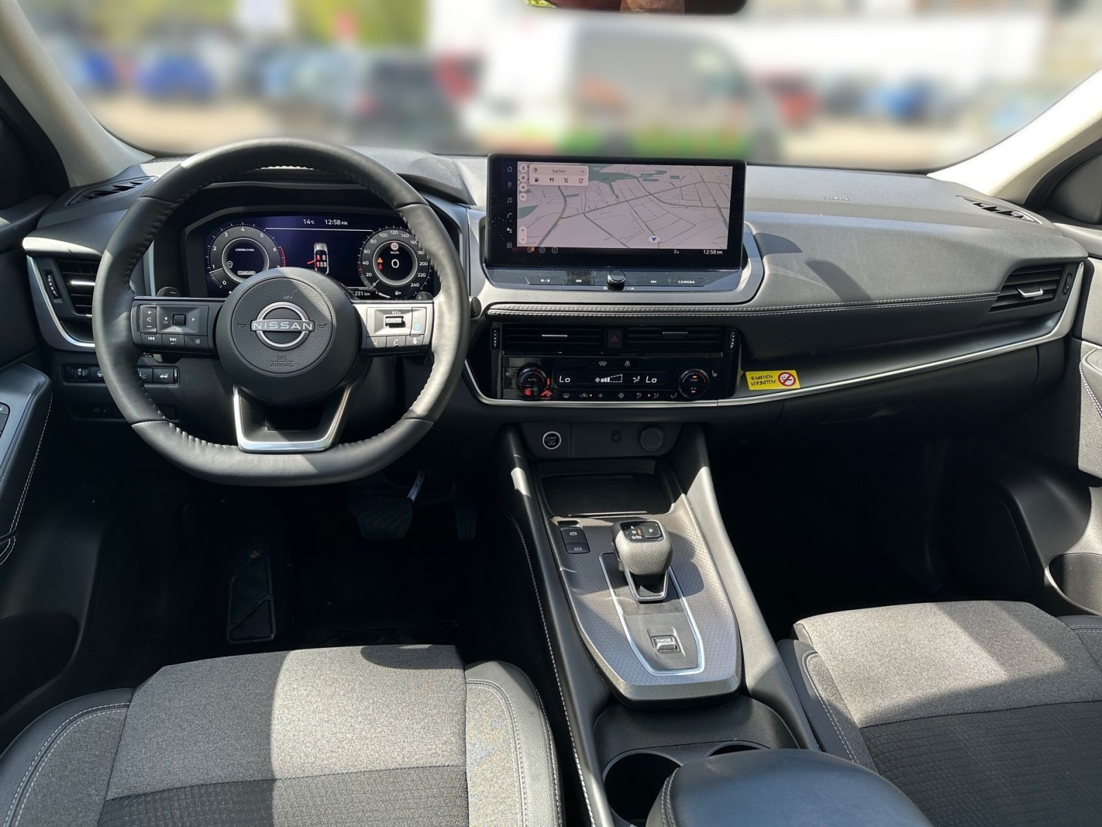 NISSAN Qashqai 1.3 DIG-T N-Connecta HeadUp*Pano*Navi
