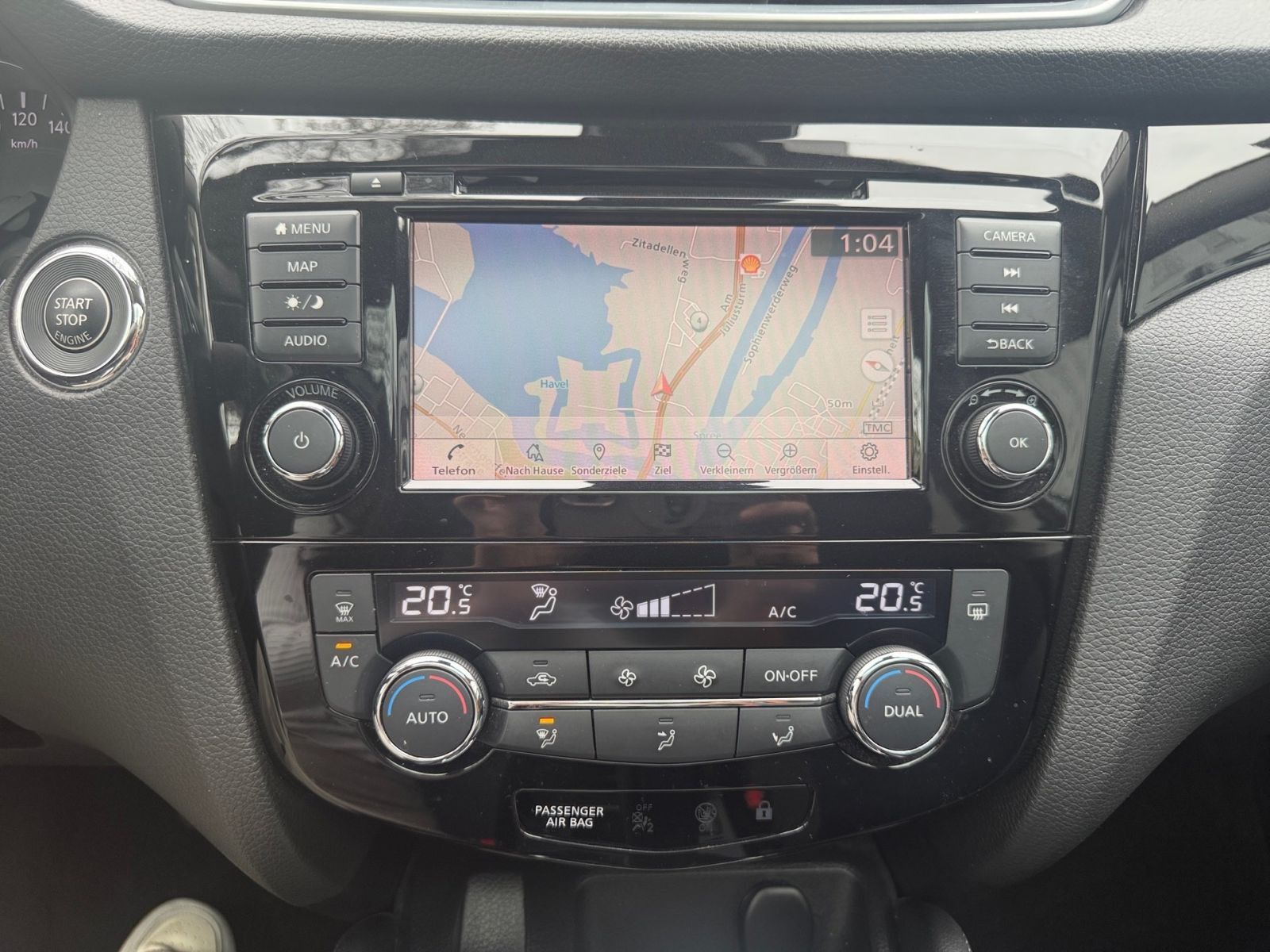 NISSAN Qashqai Zama 1.3 AT 360CAM PANO SHZ NAVI CarPlay