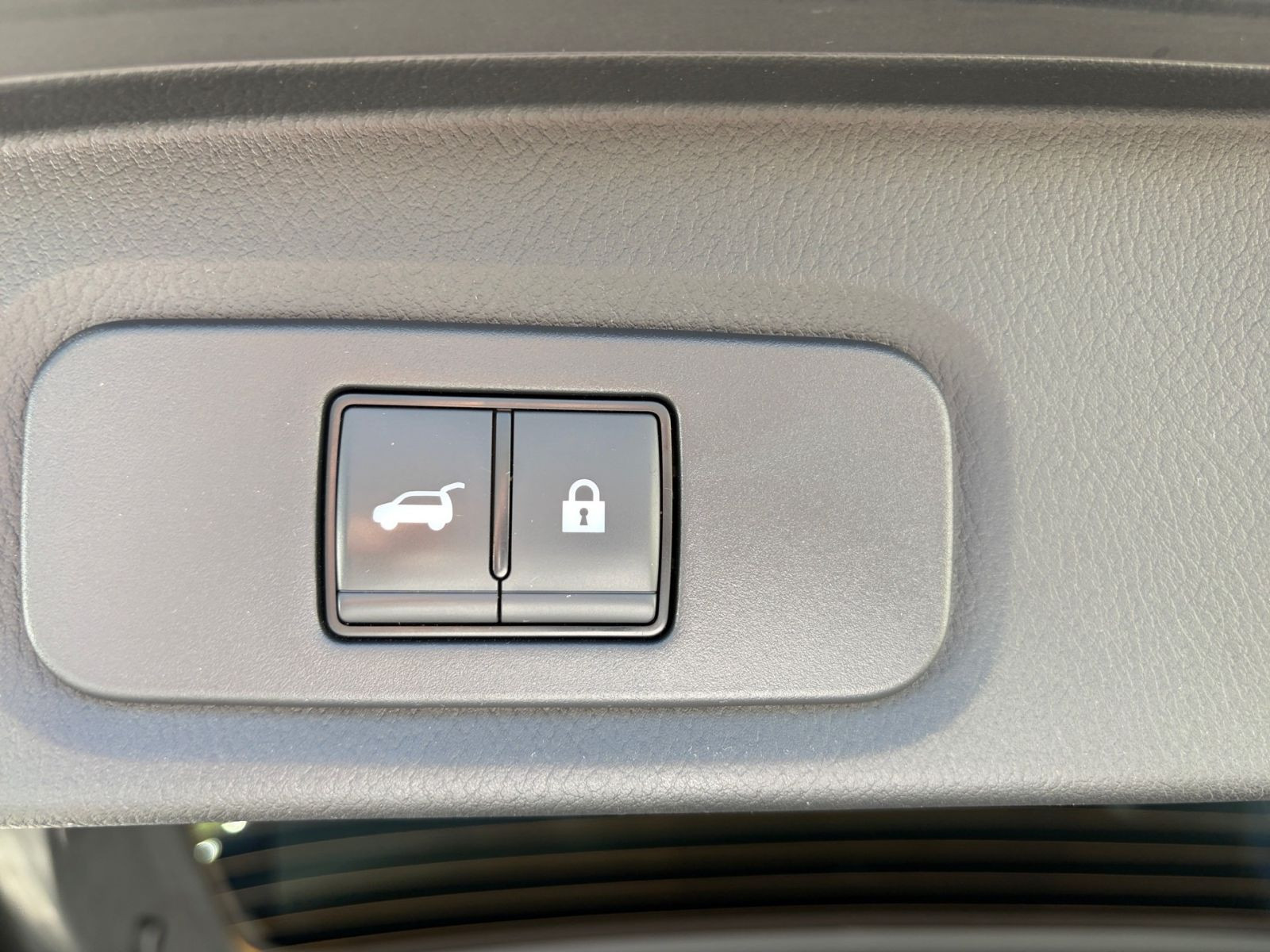 Nissan QASHQAI N-Connecta 1.3 DIG-T  Pano HeadUp Winter
