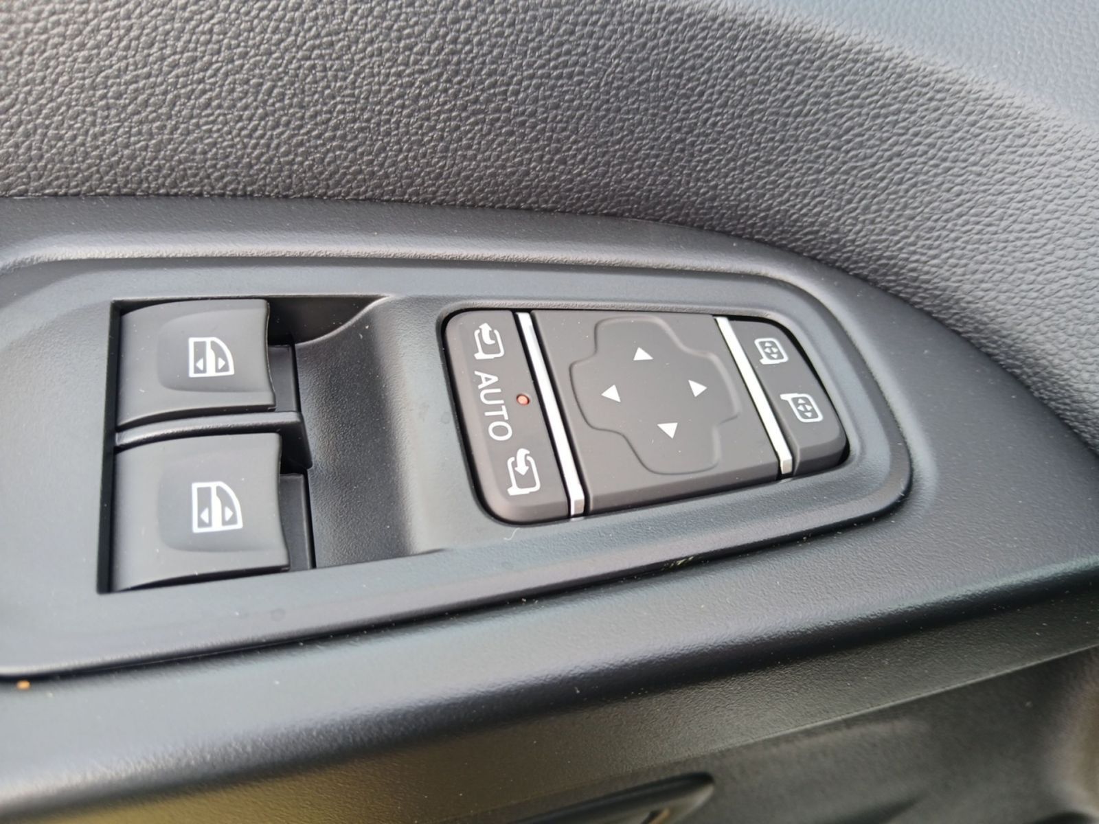 NISSAN Primastar Kasten 2.0 dci L1H1 N-Connecta LED*CAM