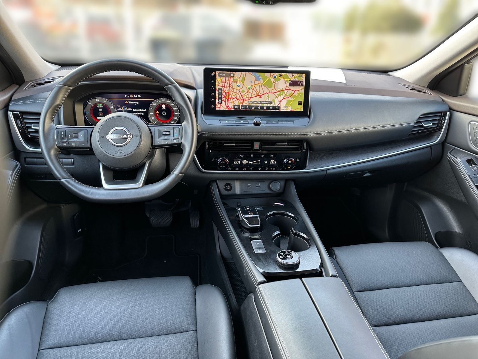 NISSAN X-TRAIL TEKNA 1.5 VC-T e-4ORCE 7-SITZER*WINTER