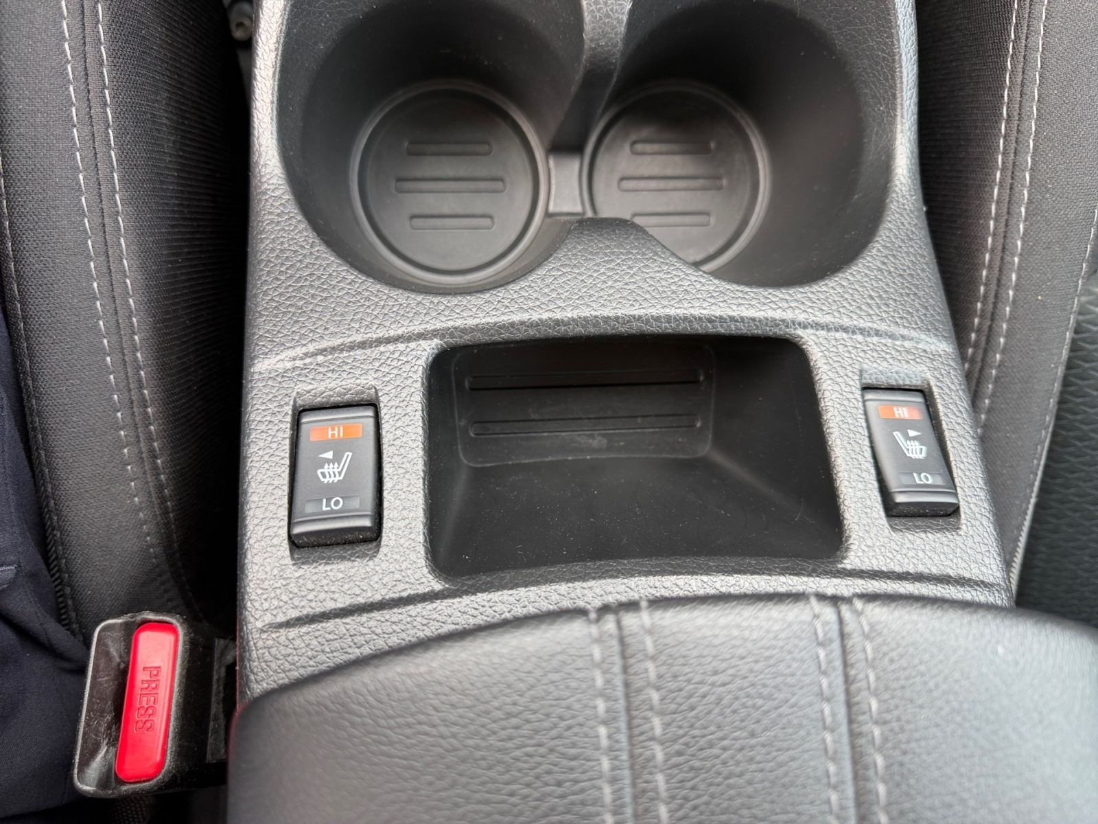 Nissan Qashqai 1.3 AT*BLUET*NAWI*KAMERA*KEYLESS*PANO