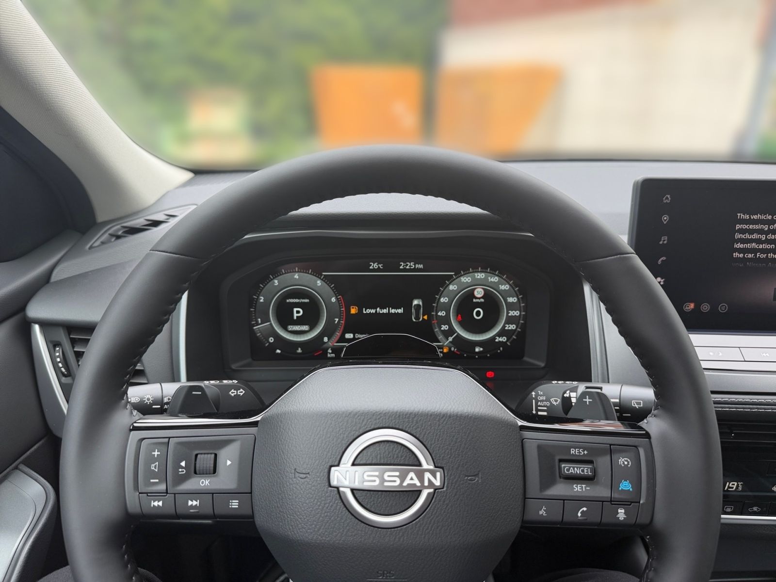 NISSAN Qashqai 1.3 DIG-T MHEW Tekna Navi*HeadUp*CarPlay