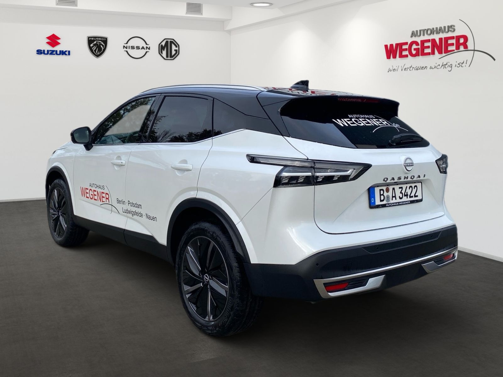 Nissan QASHQAI TEKNA AT MHEV 2 Farben