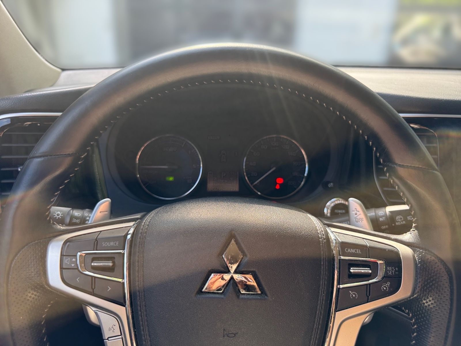 MITSUBISHI Outlander Hybrid 2.4 4WD CVT CarPlay*Kessy*CAM