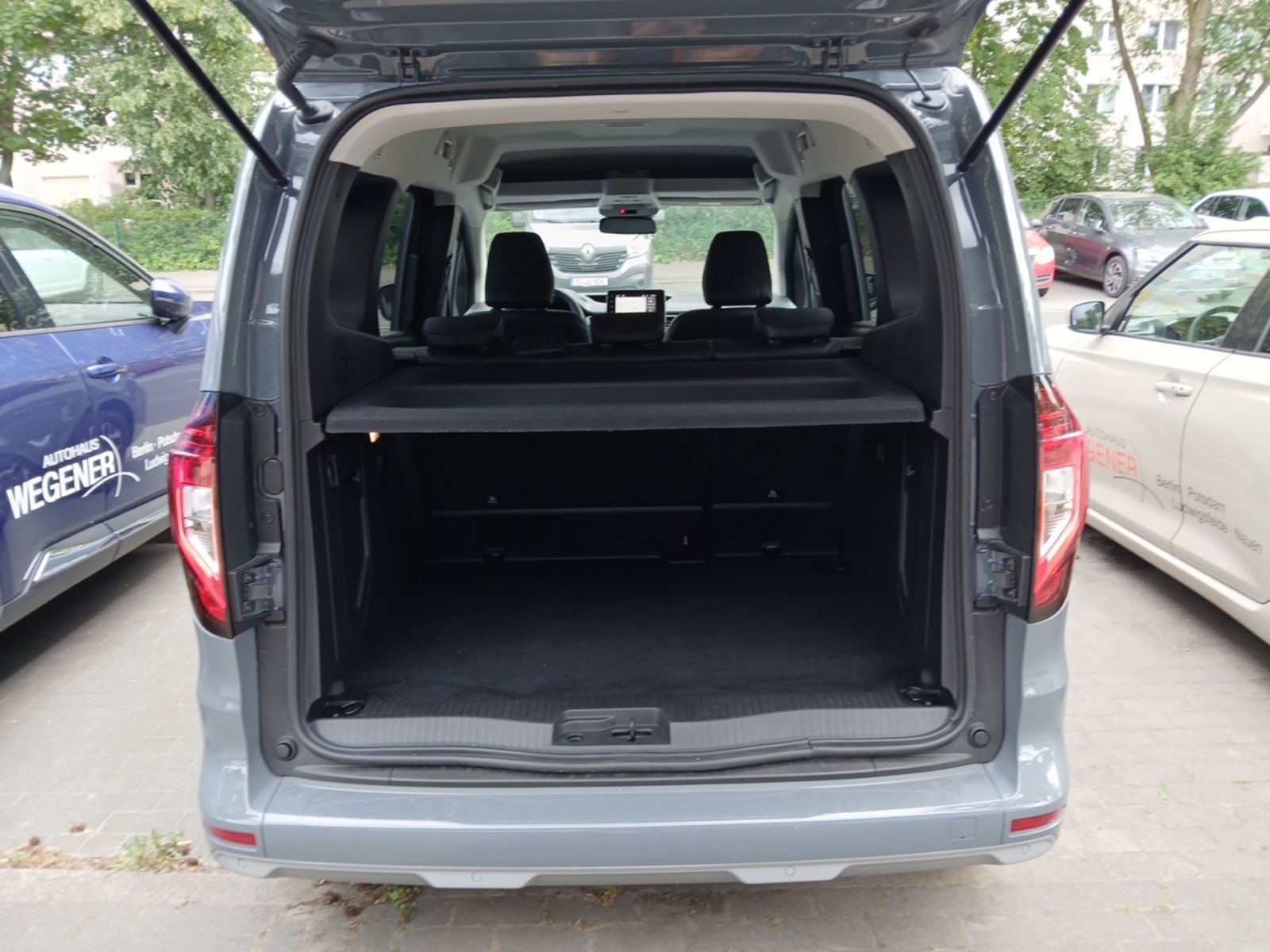 NISSAN TOWNSTAR N-CONNECTA AT 2ST NAVI DESIGN