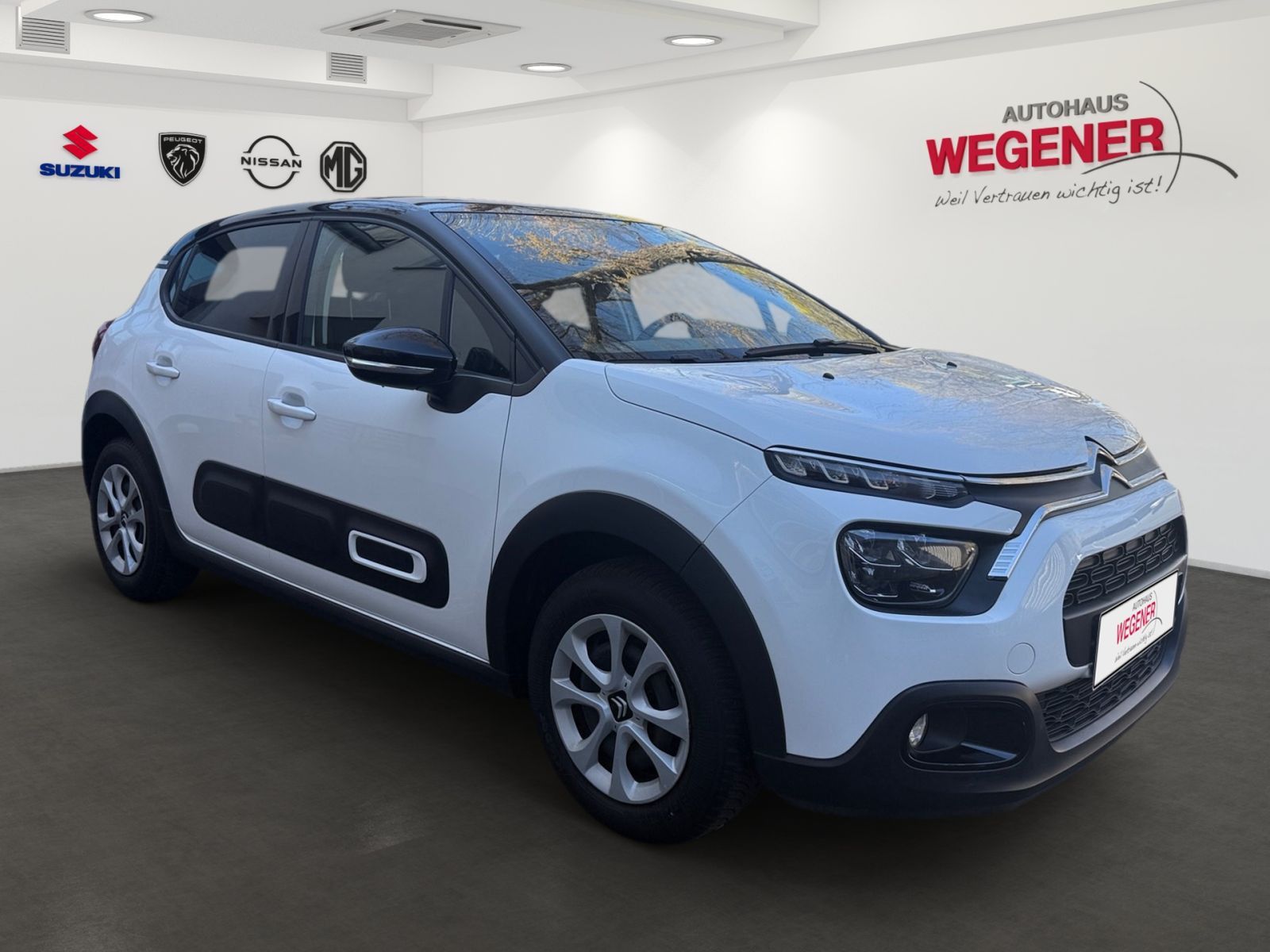 CITROEN C3 1.2 PureTech 110 Shine Pack Navi*Bluetooth