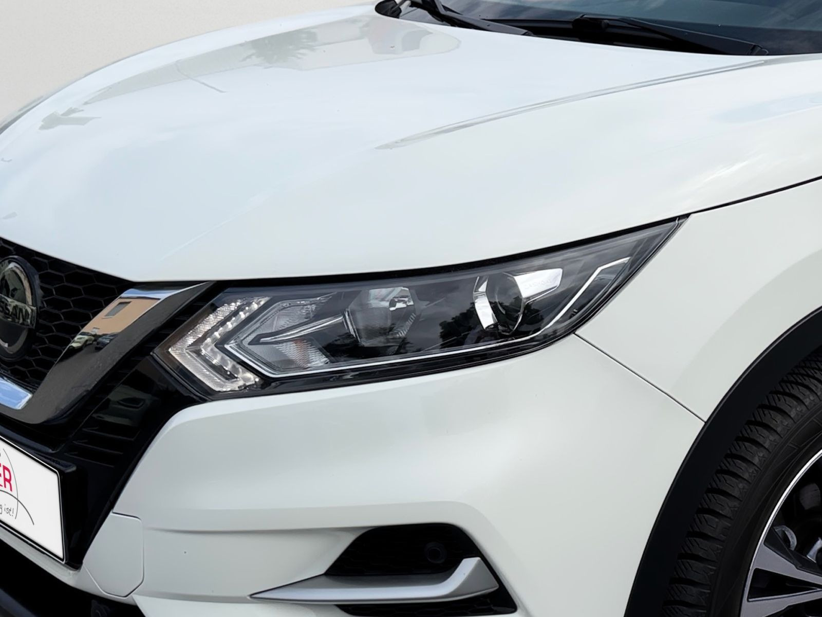 Nissan Qashqai 1.3 AT*BLUET*NAWI*KAMERA*KEYLESS*PANO