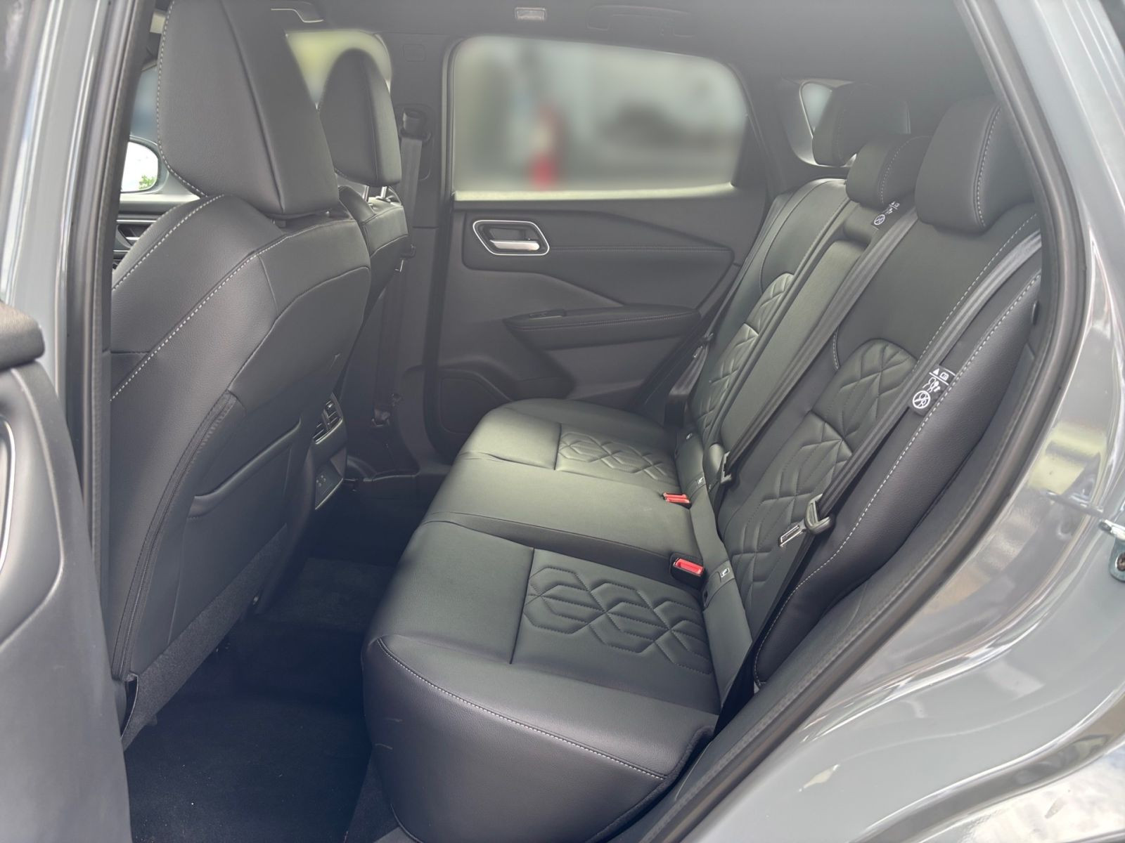 Nissan Qashqai 1.3 DIG-T MHEV Tekna HeadUp*Pano
