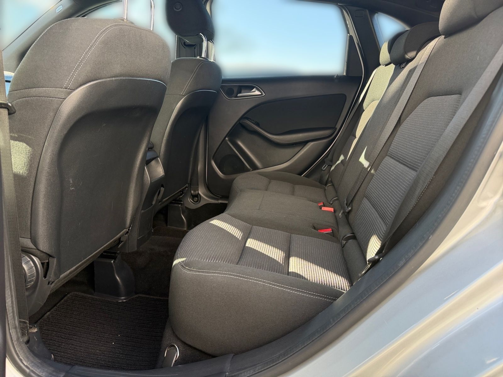 MERCEDES-BENZ B 220 4 MATIC Style Navi*Totwinkel*Kamera*PDC